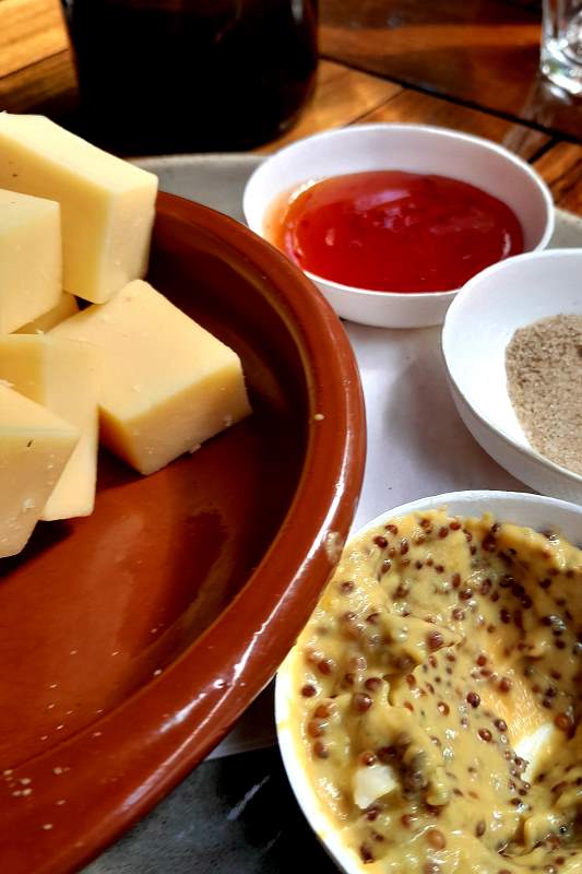 fromage et épices